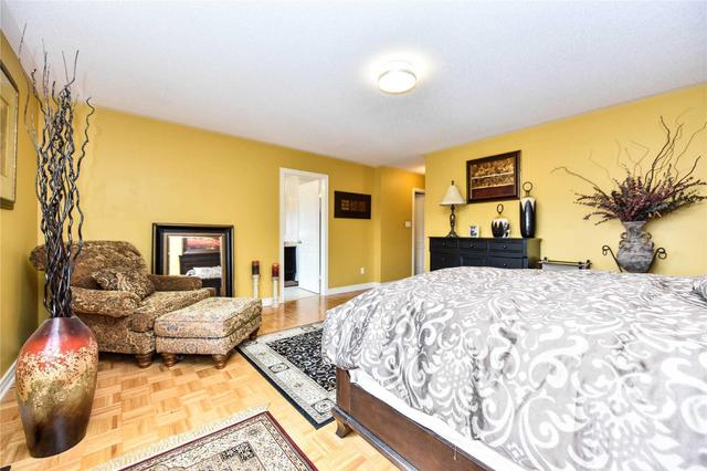 73 Laurier Ave, House detached with 4 bedrooms, 3 bathrooms and 2 parking in Richmond Hill ON | Image 17