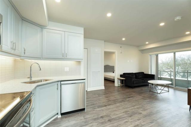 304 - 5698 Main St, Condo with 2 bedrooms, 2 bathrooms and 1 parking in Niagara Falls ON | Image 2