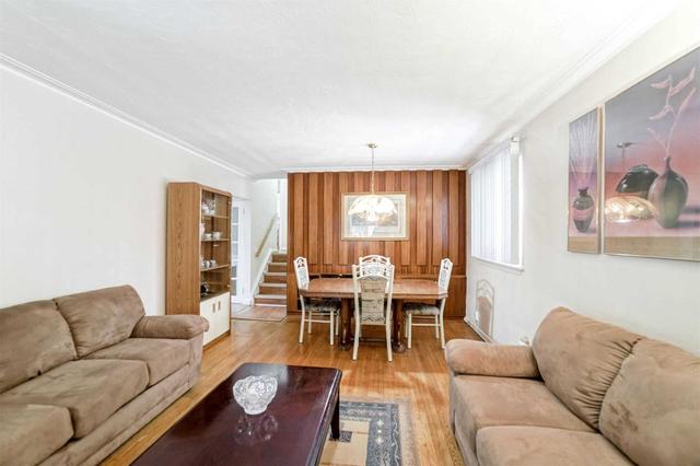 22 Highbury Rd, House detached with 3 bedrooms, 2 bathrooms and 9 parking in Toronto ON | Image 9