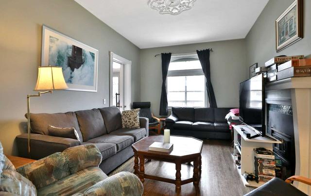 289 Locke St S, House detached with 5 bedrooms, 2 bathrooms and 2 parking in Hamilton ON | Image 24