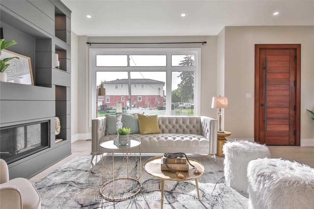 69 Princemere Cres, House detached with 4 bedrooms, 5 bathrooms and 6 parking in Toronto ON | Image 34