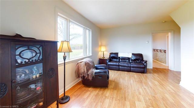 422185 Concession 6 Ndr Road, House detached with 3 bedrooms, 1 bathrooms and 25 parking in West Grey ON | Image 11