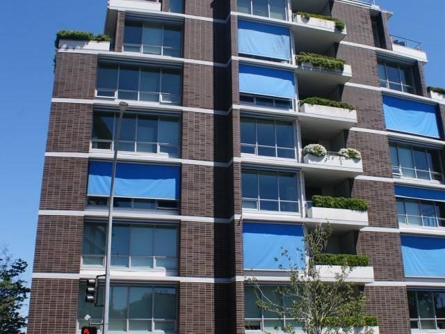 406 - 399 Tyee Rd, Condo with 2 bedrooms, 2 bathrooms and 1 parking in Victoria BC | Image 1