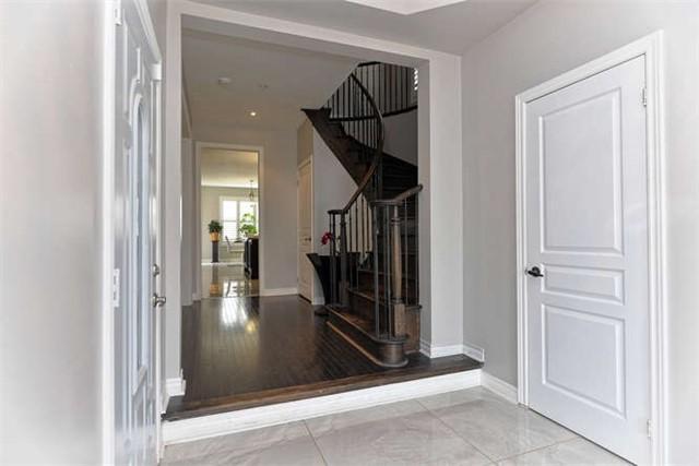 19 Gorman Ave, House detached with 4 bedrooms, 5 bathrooms and 2 parking in Vaughan ON | Image 5