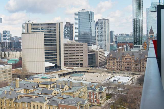 2406 - 215 Queen St W, Condo with 1 bedrooms, 1 bathrooms and 0 parking in Toronto ON | Image 5