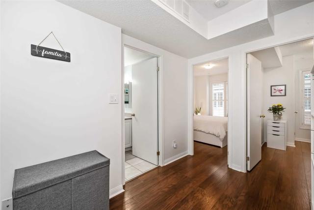 1003 - 5 Everson Dr, Townhouse with 2 bedrooms, 2 bathrooms and 1 parking in Toronto ON | Image 9