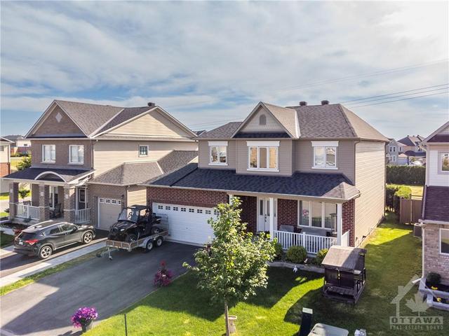 637 Capuchon Way, House detached with 4 bedrooms, 4 bathrooms and 6 parking in Ottawa ON | Image 2