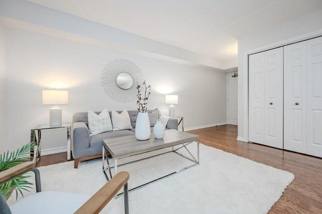 210 - 1451 Walker's Line, Condo with 2 bedrooms, 2 bathrooms and null parking in Burlington ON | Image 4