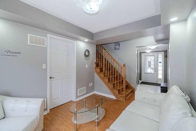 25 Bevington Rd, House attached with 3 bedrooms, 3 bathrooms and 3 parking in Brampton ON | Image 4