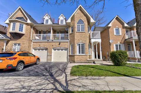 66 Dovetail Dr, House semidetached with 3 bedrooms, 4 bathrooms and 3 parking in Richmond Hill ON | Card Image