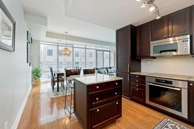 412 - 1 Bedford Rd, Condo with 2 bedrooms, 2 bathrooms and 1 parking in Toronto ON | Image 10
