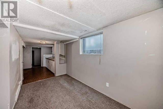 2136 18 Street Sw, House detached with 4 bedrooms, 2 bathrooms and 2 parking in Calgary AB | Image 24