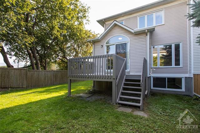 6228 Arbourwood Drive, Townhouse with 3 bedrooms, 3 bathrooms and 3 parking in Ottawa ON | Image 24