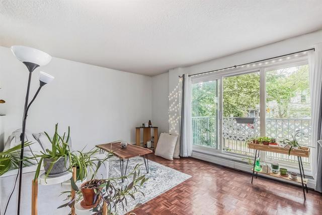 201 - 1626 14 Avenue Sw, Condo with 2 bedrooms, 1 bathrooms and 1 parking in Calgary AB | Image 14