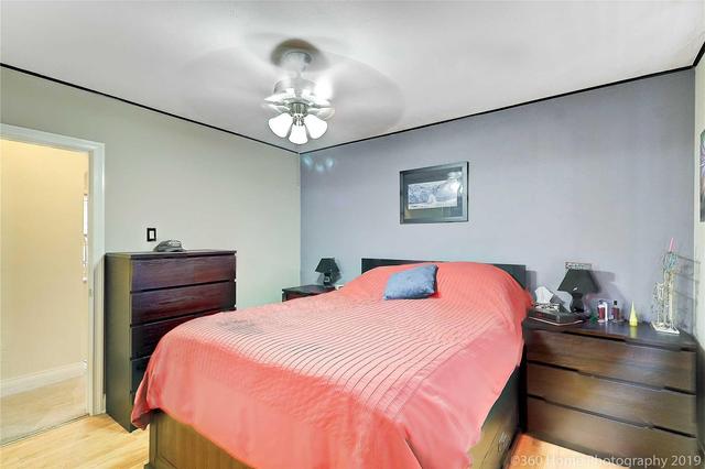 118 Hendon Ave, House detached with 2 bedrooms, 2 bathrooms and 4 parking in Toronto ON | Image 6