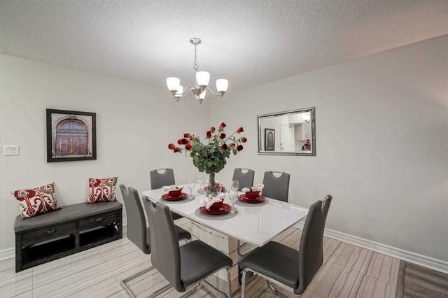 114 - 390 Dixon Rd, Condo with 3 bedrooms, 2 bathrooms and 1 parking in Toronto ON | Image 2