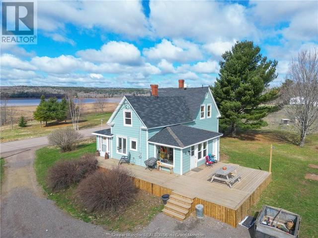 395 Principal St, House detached with 4 bedrooms, 1 bathrooms and null parking in Memramcook NB | Image 2