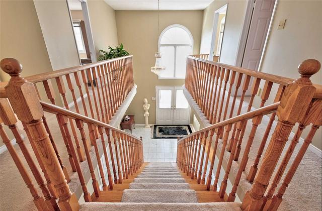 26 Cavalry Tr, House detached with 4 bedrooms, 3 bathrooms and 6 parking in Markham ON | Image 6