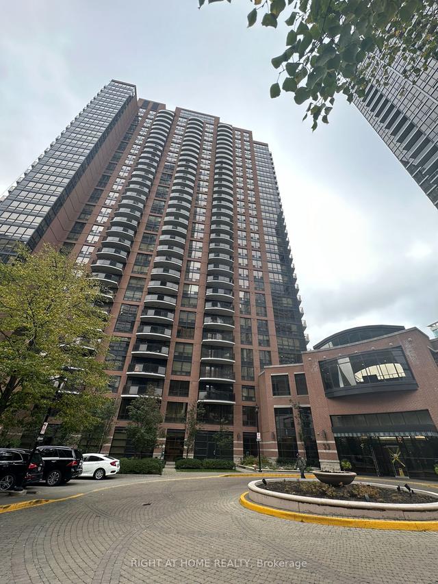 1205 - 33 Sheppard Ave E, Condo with 1 bedrooms, 1 bathrooms and 1 parking in Toronto ON | Image 1