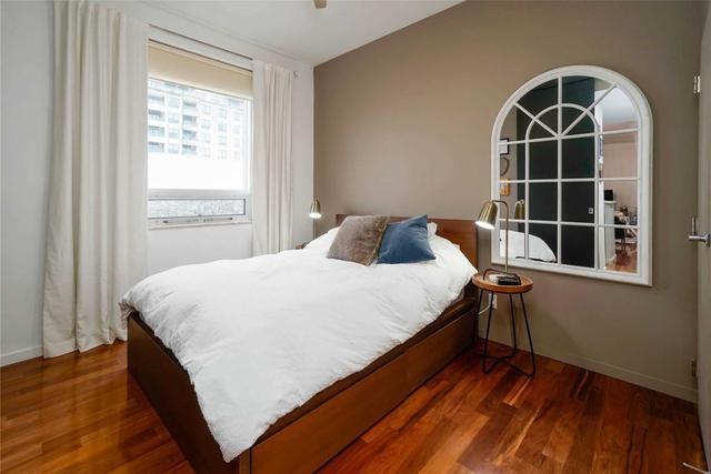 46 - 33 Price St, Condo with 1 bedrooms, 2 bathrooms and 1 parking in Toronto ON | Image 9