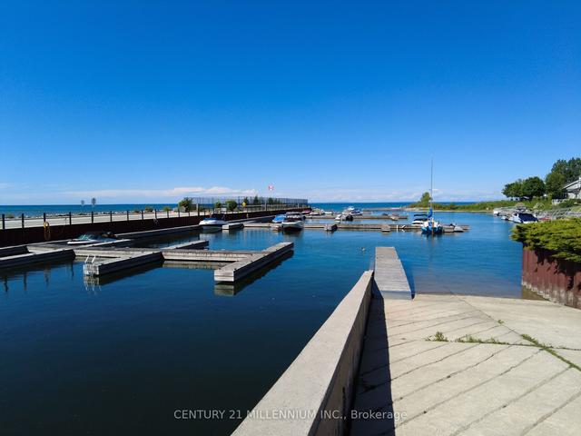 12 Surfside Cres, Condo with 5 bedrooms, 3 bathrooms and 4 parking in Collingwood ON | Image 18