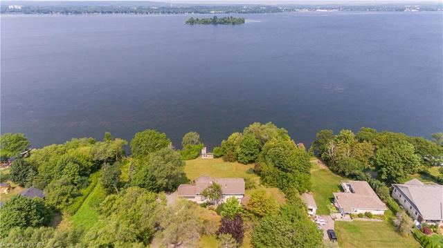 3438 County Road 3, House detached with 4 bedrooms, 2 bathrooms and 10 parking in Prince Edward County ON | Image 44
