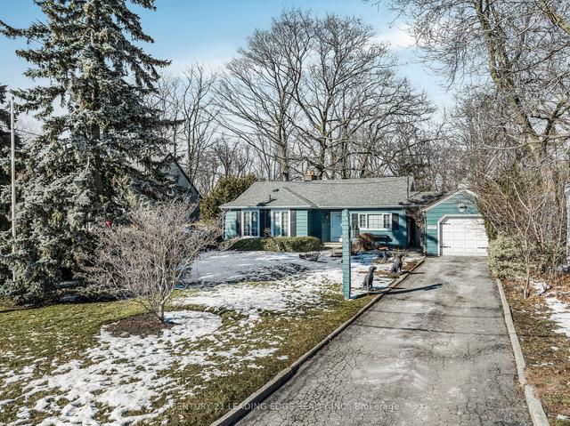 50 North Park Dr, House detached with 2 bedrooms, 1 bathrooms and 4 parking in Toronto ON | Image 38