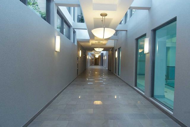 004 - 1 Hickory Tree Rd, Condo with 1 bedrooms, 1 bathrooms and 1 parking in Toronto ON | Image 13