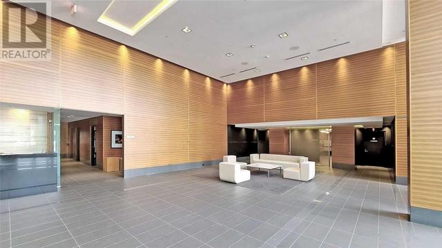 1822 - 135 Village Green Sq, Condo with 2 bedrooms, 2 bathrooms and 1 parking in Toronto ON | Image 32