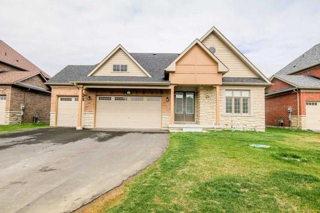 62 Summer Breeze Dr, House detached with 5 bedrooms, 4 bathrooms and 9 parking in Belleville ON | Image 1