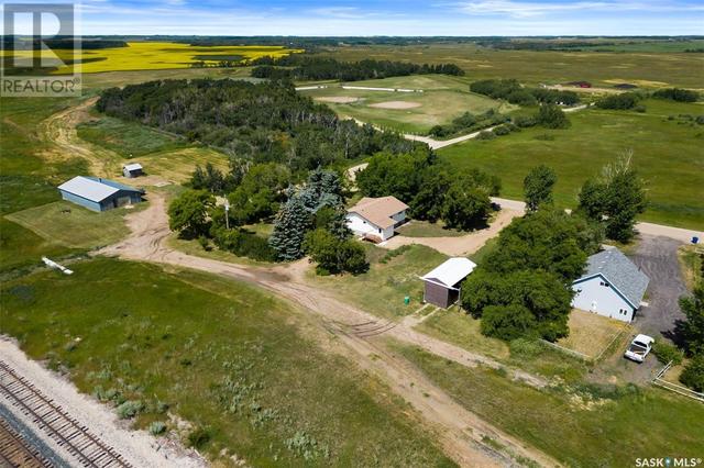 astalos - 100 Ebenal Way, House detached with 3 bedrooms, 2 bathrooms and null parking in McLean SK | Image 1