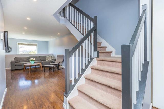 44 Armadale Cres, House semidetached with 3 bedrooms, 3 bathrooms and 3 parking in Ottawa ON | Image 29