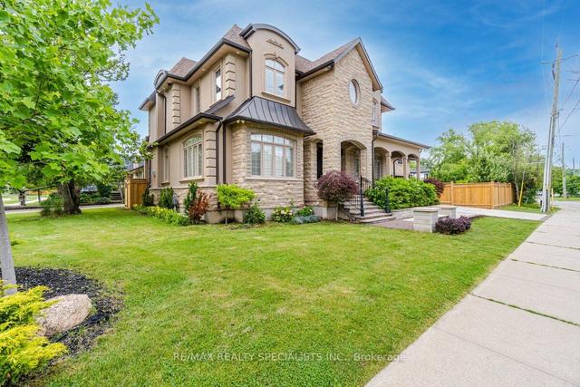 523 Brookside Dr, House detached with 4 bedrooms, 5 bathrooms and 4 parking in Oakville ON | Image 12