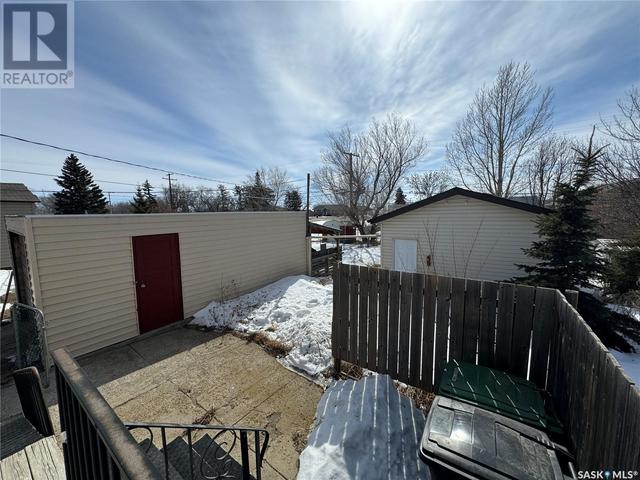 306 3rd Avenue W, House detached with 3 bedrooms, 2 bathrooms and null parking in Biggar SK | Image 31