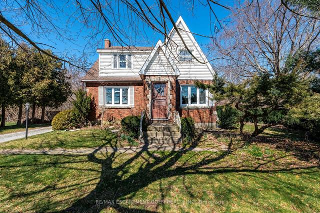 810 Lakeshore Rd, House detached with 4 bedrooms, 3 bathrooms and 18 parking in Niagara on the Lake ON | Image 1