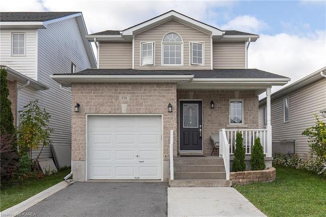 936 Bluffwood Avenue, House detached with 3 bedrooms, 1 bathrooms and 3 parking in Kingston ON | Image 2