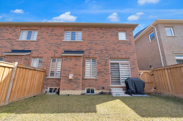 79 Folgate Cres, House semidetached with 4 bedrooms, 4 bathrooms and 3 parking in Brampton ON | Image 35
