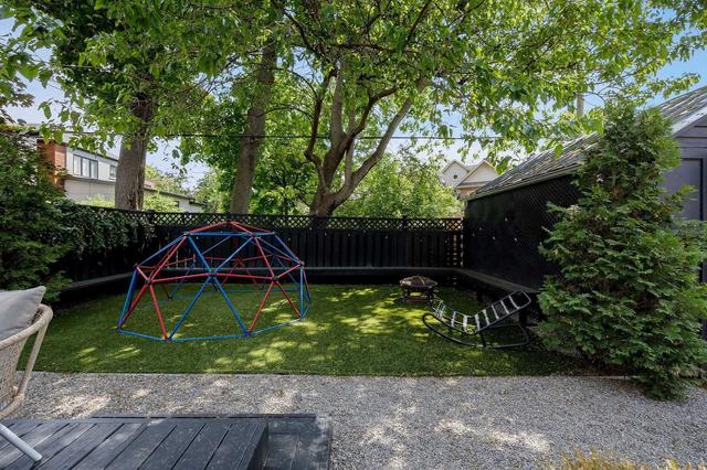 31 Maclennan Ave, House detached with 4 bedrooms, 4 bathrooms and 4 parking in Toronto ON | Image 7