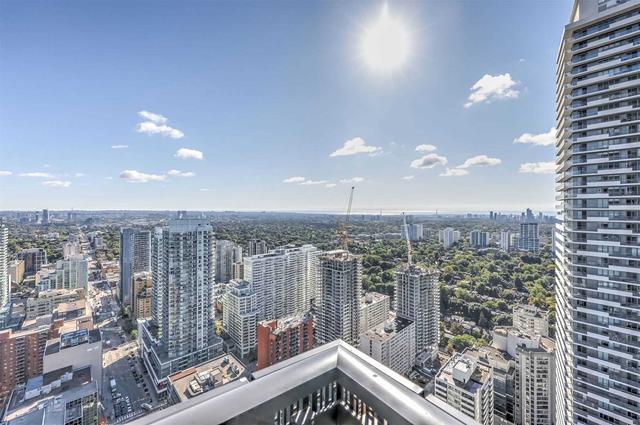 3911 - 8 Eglinton Ave E, Condo with 2 bedrooms, 2 bathrooms and 1 parking in Toronto ON | Image 17