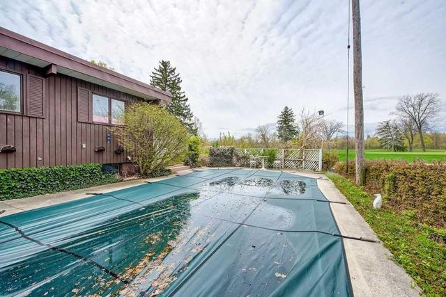 862 Nora Dr, House detached with 2 bedrooms, 2 bathrooms and 2 parking in Burlington ON | Image 6