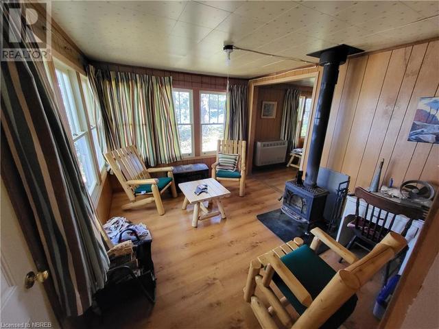 944 - 4 Lake Temagami, House detached with 2 bedrooms, 0 bathrooms and null parking in Temagami ON | Image 18