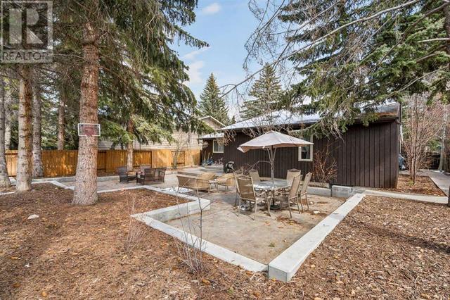 228 Pump Hill Gardens Sw, House detached with 3 bedrooms, 3 bathrooms and 4 parking in Calgary AB | Image 37
