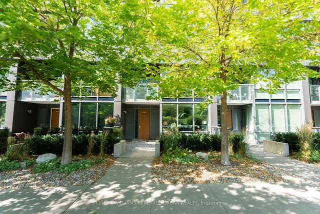 n114 - 120 Bayview Ave, Townhouse with 2 bedrooms, 3 bathrooms and 1 parking in Toronto ON | Image 1