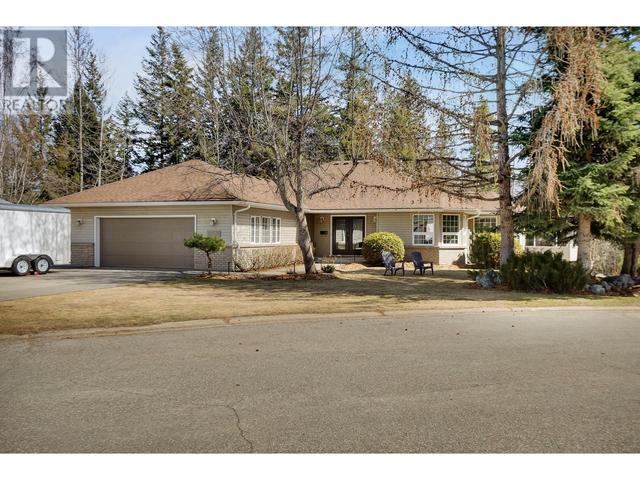 2274 Sadler Drive, House detached with 4 bedrooms, 3 bathrooms and null parking in Prince George BC | Image 1