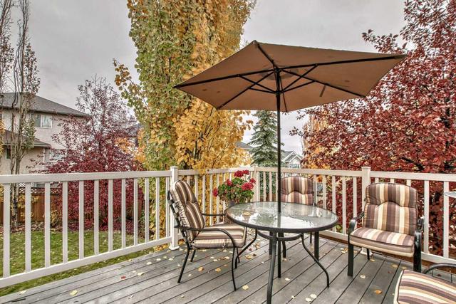 35 Valley Creek Bay Nw, House detached with 3 bedrooms, 2 bathrooms and 2 parking in Calgary AB | Image 31