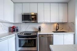 2108 - 10 Park Lawn Rd, Condo with 1 bedrooms, 1 bathrooms and 1 parking in Toronto ON | Image 2