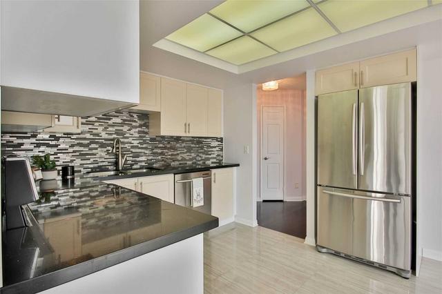 902 - 55 Kingsbridge Garden Circ, Condo with 2 bedrooms, 2 bathrooms and 1 parking in Mississauga ON | Image 8