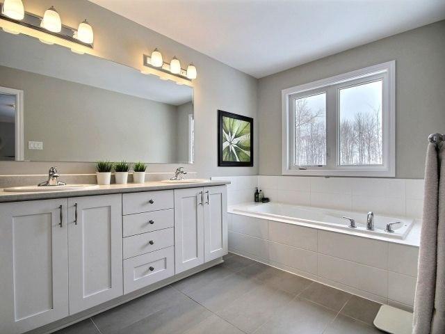 248 Enclave Walk, House detached with 4 bedrooms, 3 bathrooms and 6 parking in Ottawa ON | Image 18