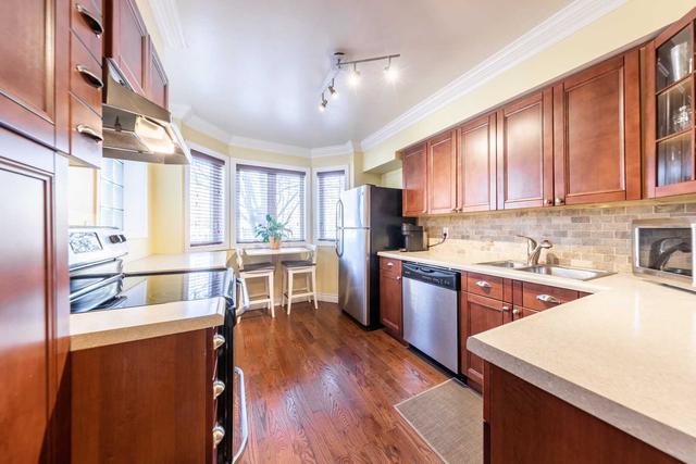 893a Adelaide St W, Townhouse with 2 bedrooms, 3 bathrooms and 1 parking in Toronto ON | Image 31