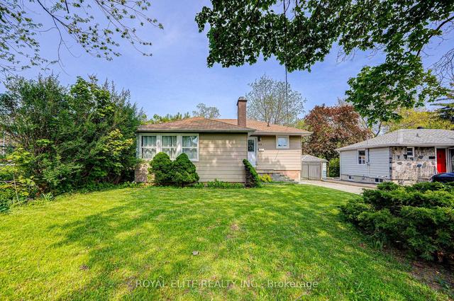 161 Church St S, House detached with 2 bedrooms, 2 bathrooms and 6 parking in Richmond Hill ON | Image 12